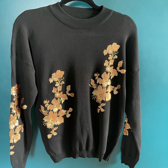 The Kinrey Hand Beaded Knit Sweater Set - Picture 13 of 13